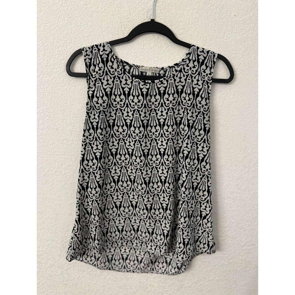 Moa Moa Womens Sleeveless Black & White Patterned Top size Medium